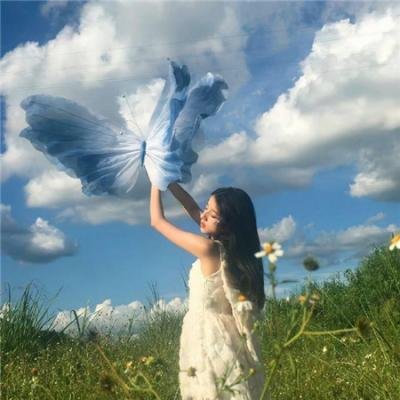 神圣性女